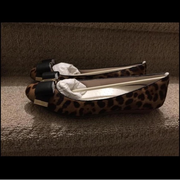 BNIB  Louise et Cie calf hair flats size 9 - Picture 2 of 5